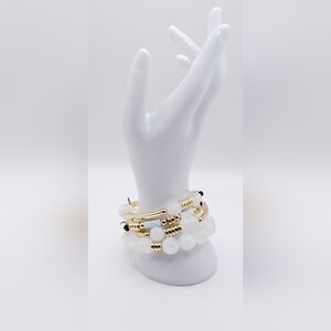 CHICO'S Vela‎ Stretch White And Gold-toned Beaded Bracelet Set